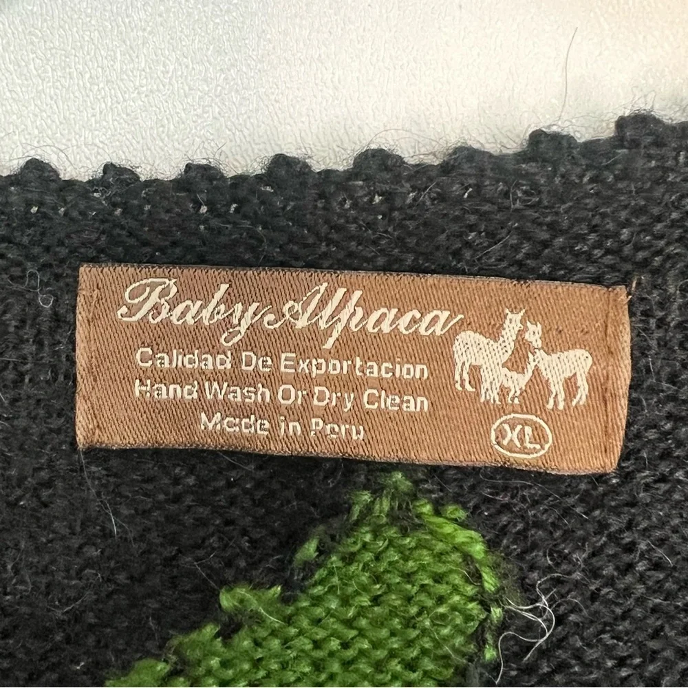 100% Baby Alpaca Floral Cardigan Sweater‎